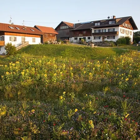 Bergblick M Zusaetzl Doppelzimmer, Hof Alpenseeblick, Nesselwangattleseeallgaeu Apartment *